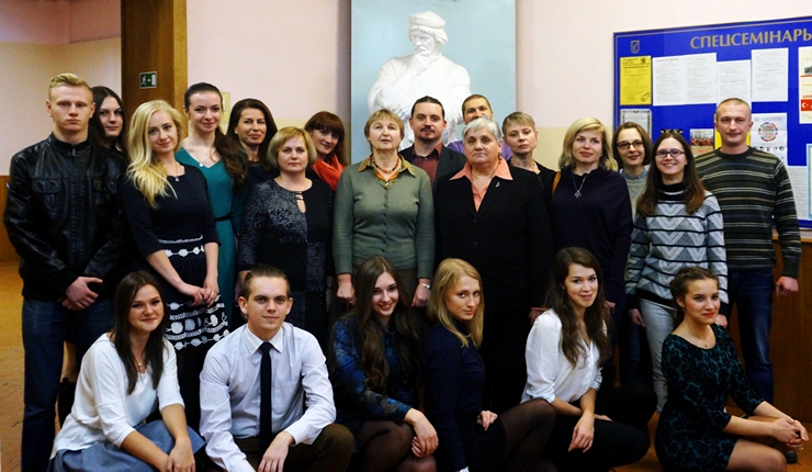 Преподаватели и студенты